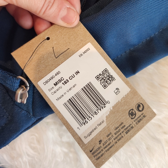 BNWT Nike Heritage Fanny Pack - 460 - Picture 4 of 5